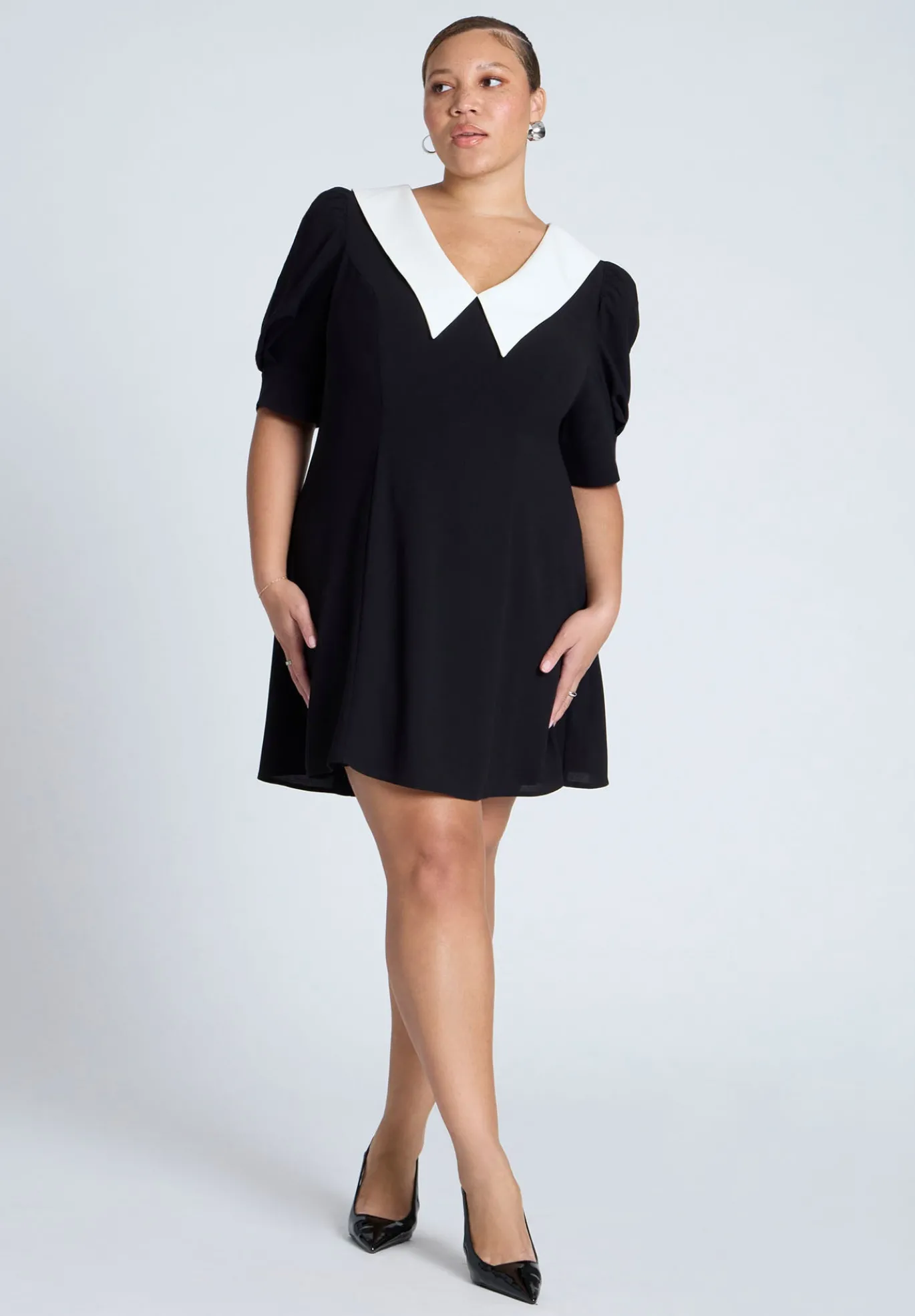 Contrast Collar Mini Dress