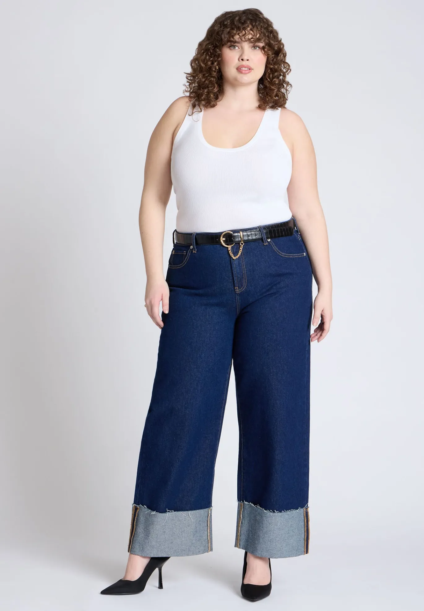 Round Buckle Swag Chain Belt