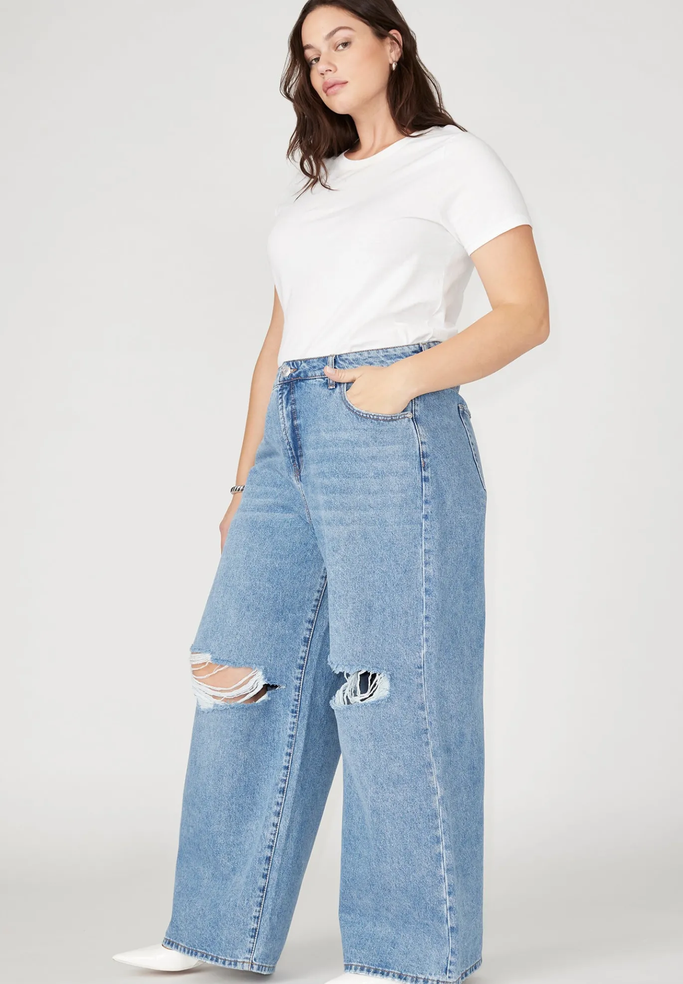 The Yvette Rigid Wide Leg Jean