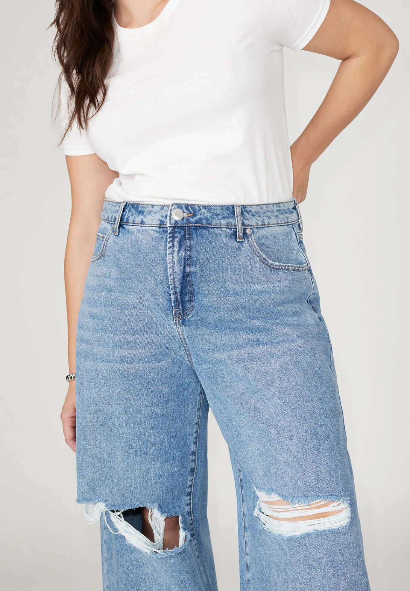 The Yvette Rigid Wide Leg Jean